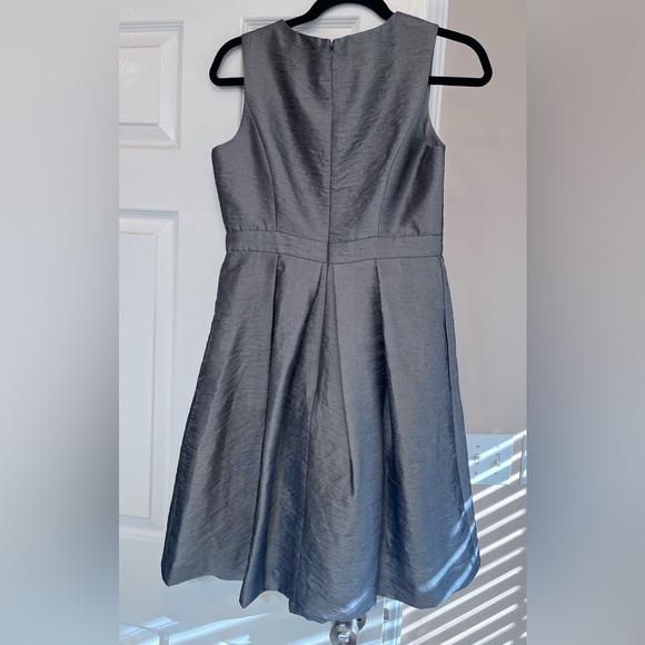 Elegant Silver Party Dress - Picture 2 of 5